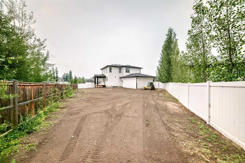 14 Napoleon Meadows Way