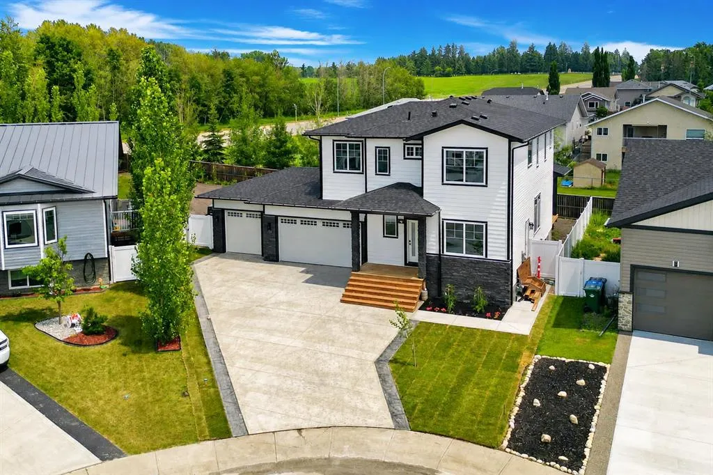 14 Napoleon Meadows Way