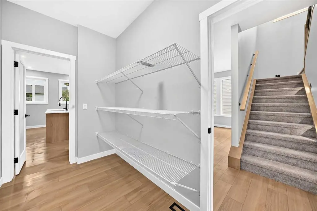 14 Napoleon Meadows Way