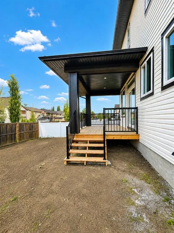 14 Napoleon Meadows Way