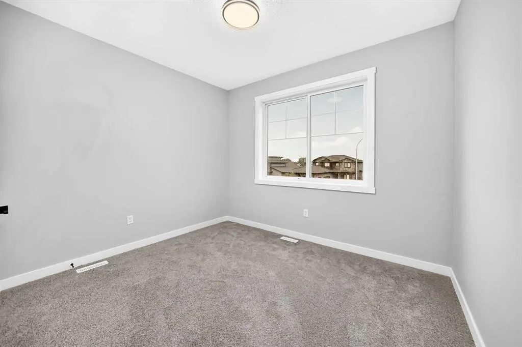 14 Napoleon Meadows Way