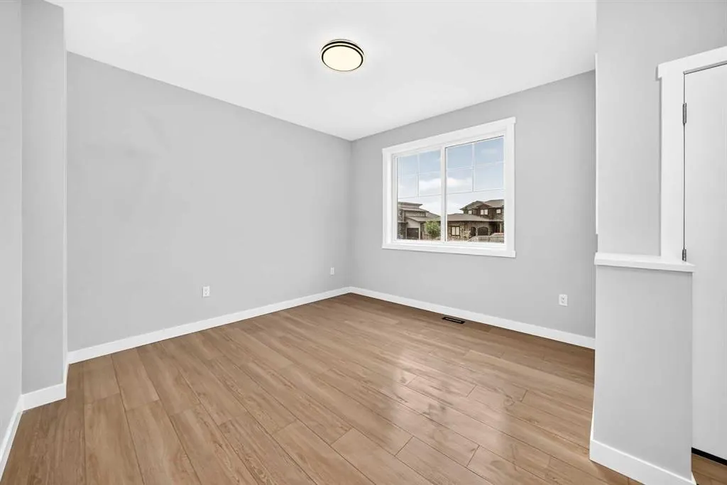 14 Napoleon Meadows Way