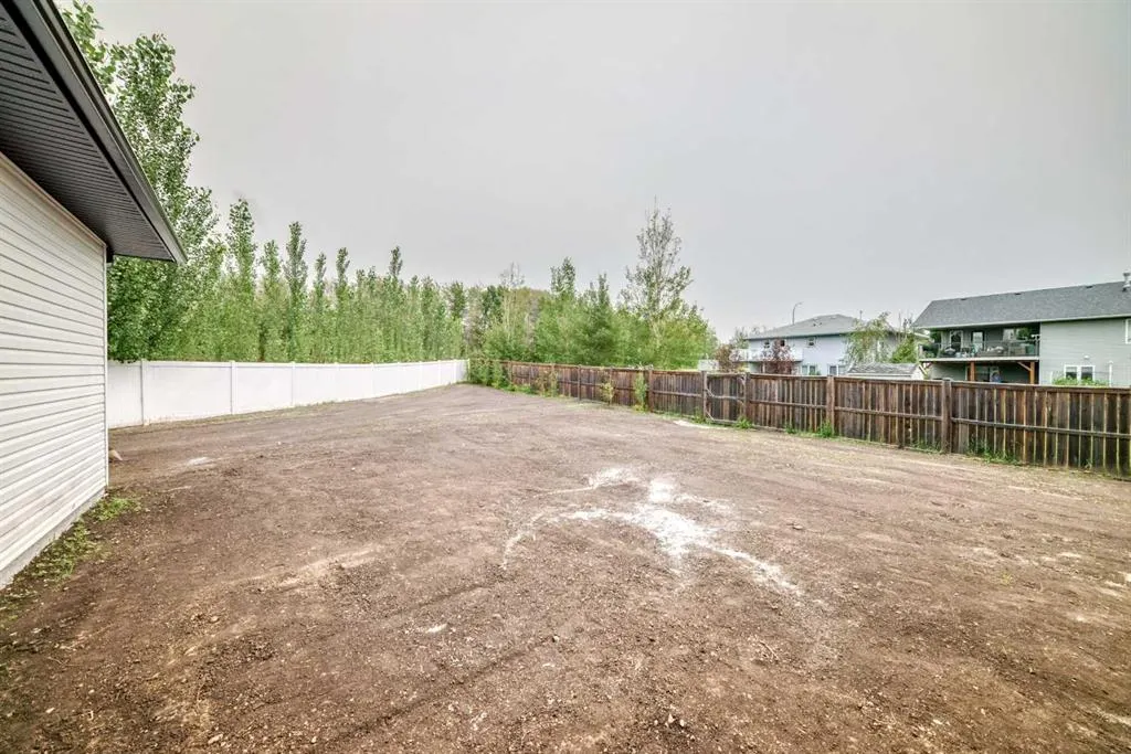 14 Napoleon Meadows Way
