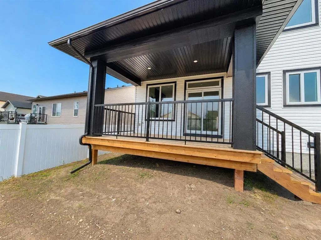 14 Napoleon Meadows Way