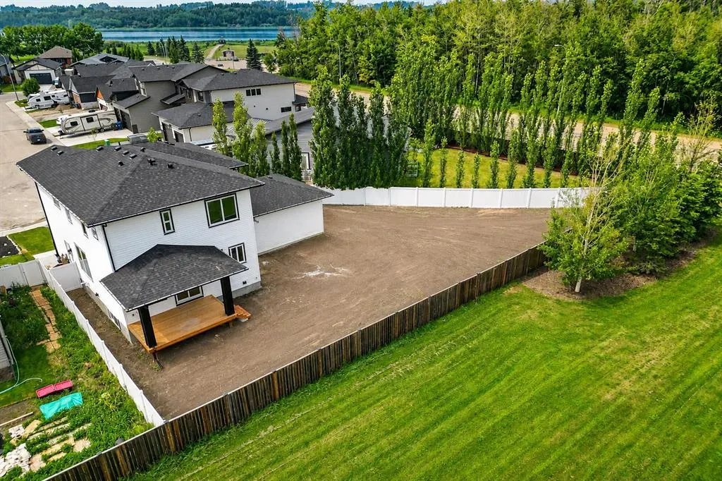 14 Napoleon Meadows Way