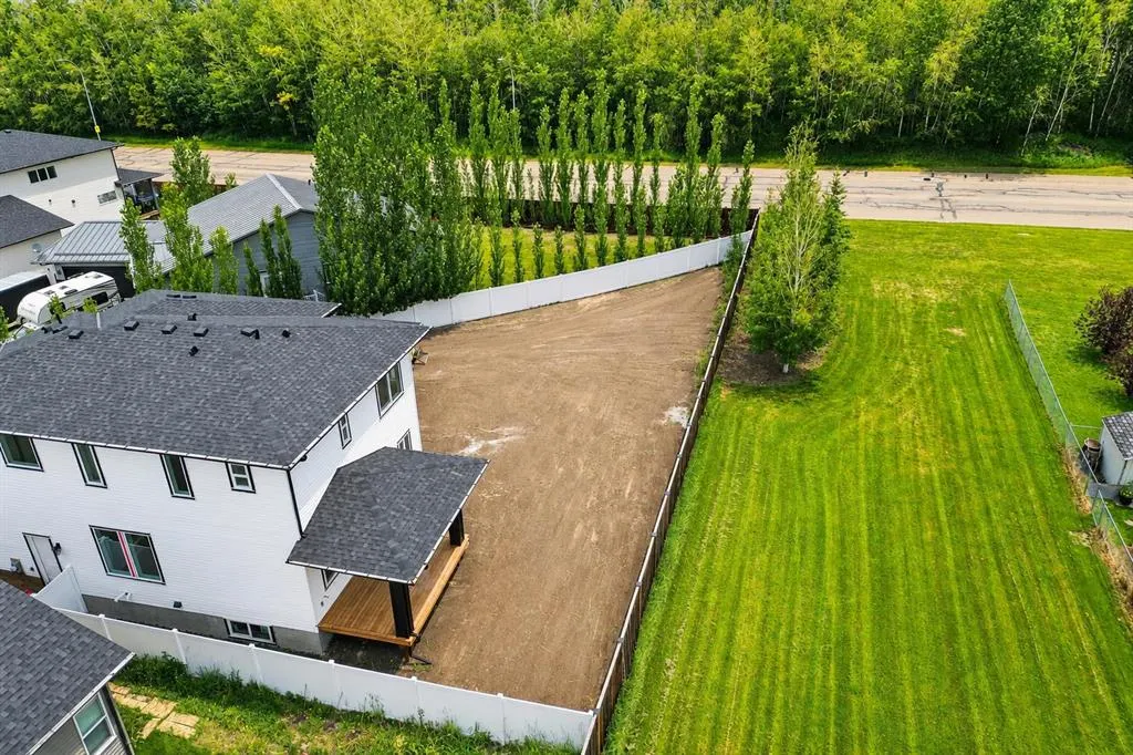 14 Napoleon Meadows Way