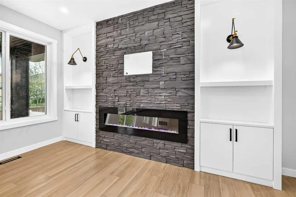 14 Napoleon Meadows Way