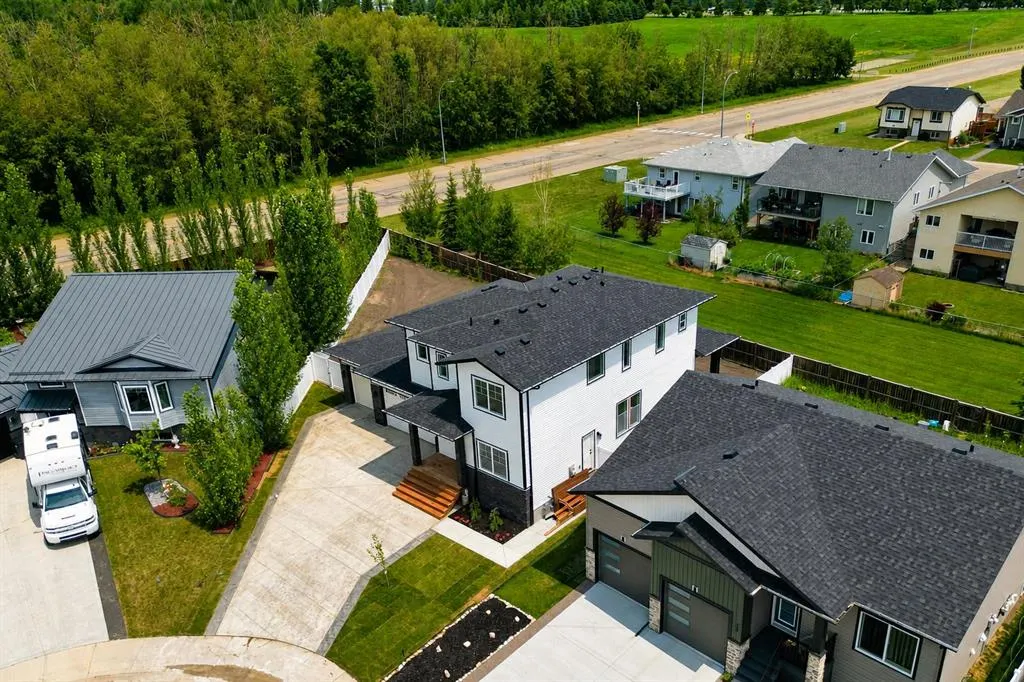 14 Napoleon Meadows Way