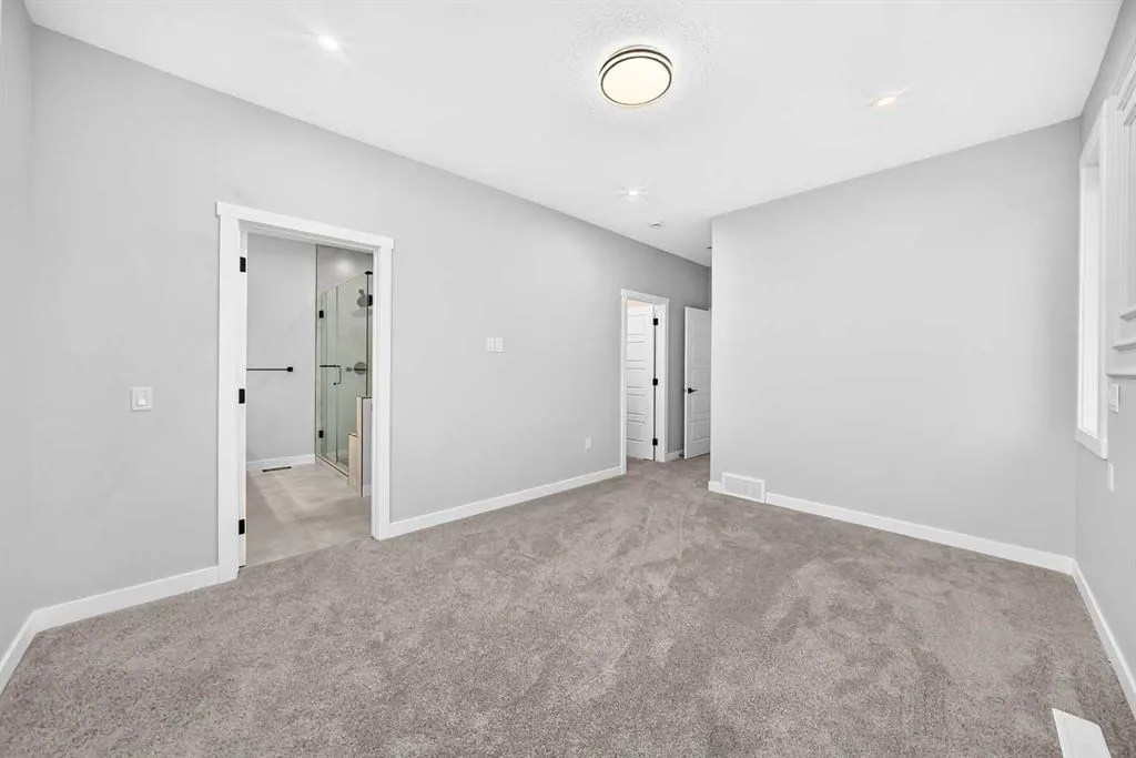 14 Napoleon Meadows Way