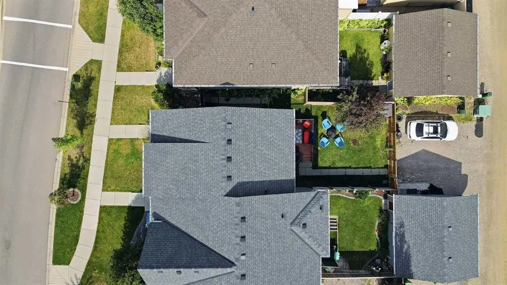 611 Walden Drive SE