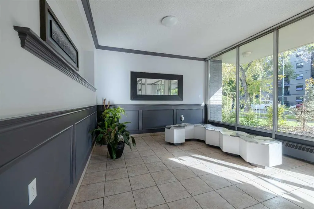 1328 13 Avenue SW #201