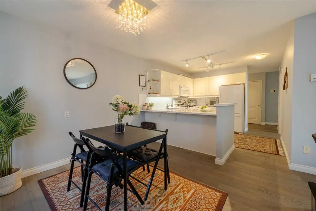 1328 13 Avenue SW #201