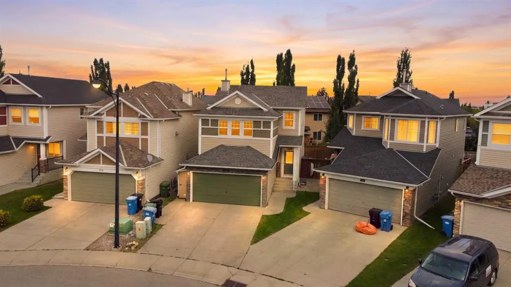 235 Cougar Plateau Way SW