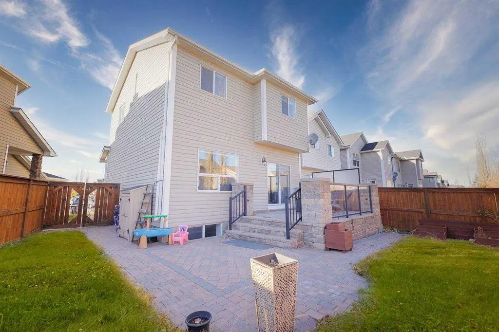 235 Cougar Plateau Way SW