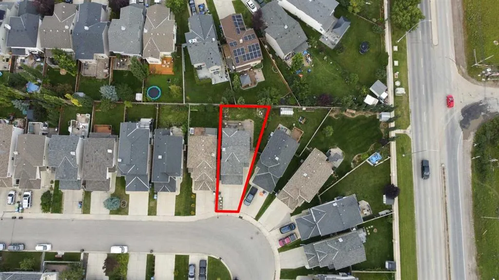 235 Cougar Plateau Way SW
