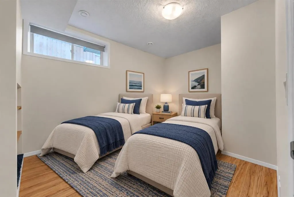 34 Redstone Cove NE