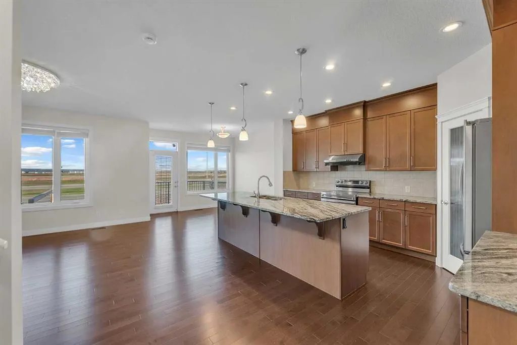34 Redstone Cove NE