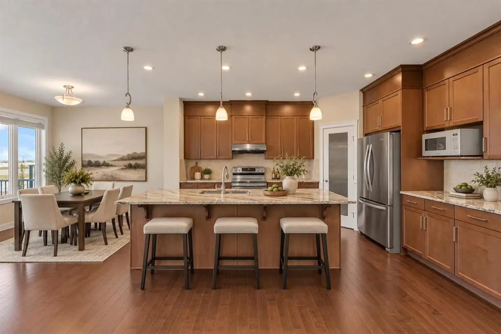34 Redstone Cove NE