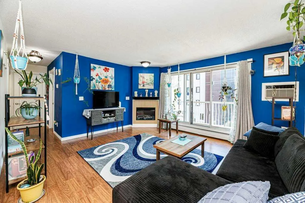 5326 47 Avenue #308