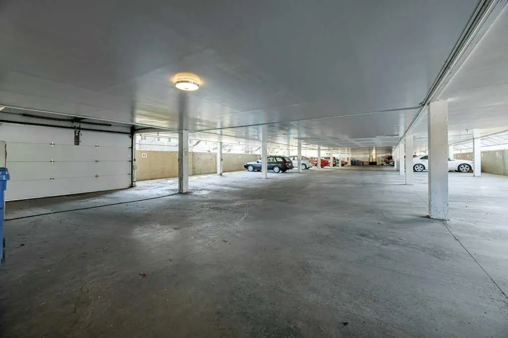 5326 47 Avenue #308