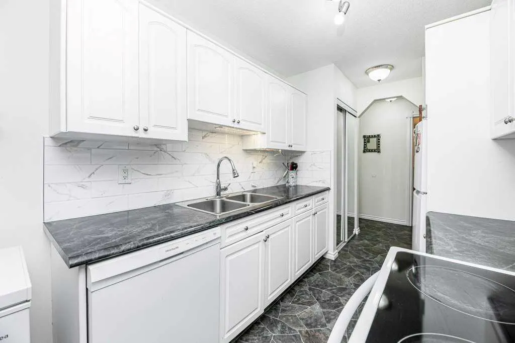 5326 47 Avenue #308