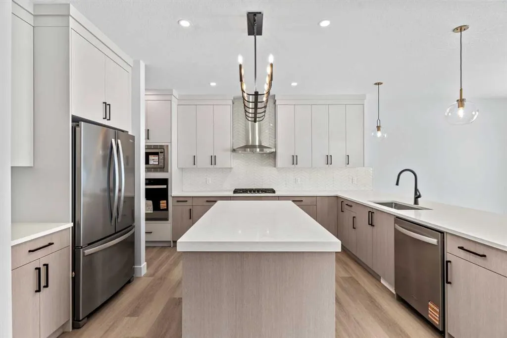 141 Vantage Drive