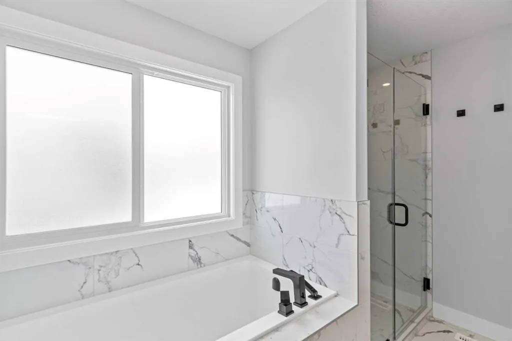 141 Vantage Drive