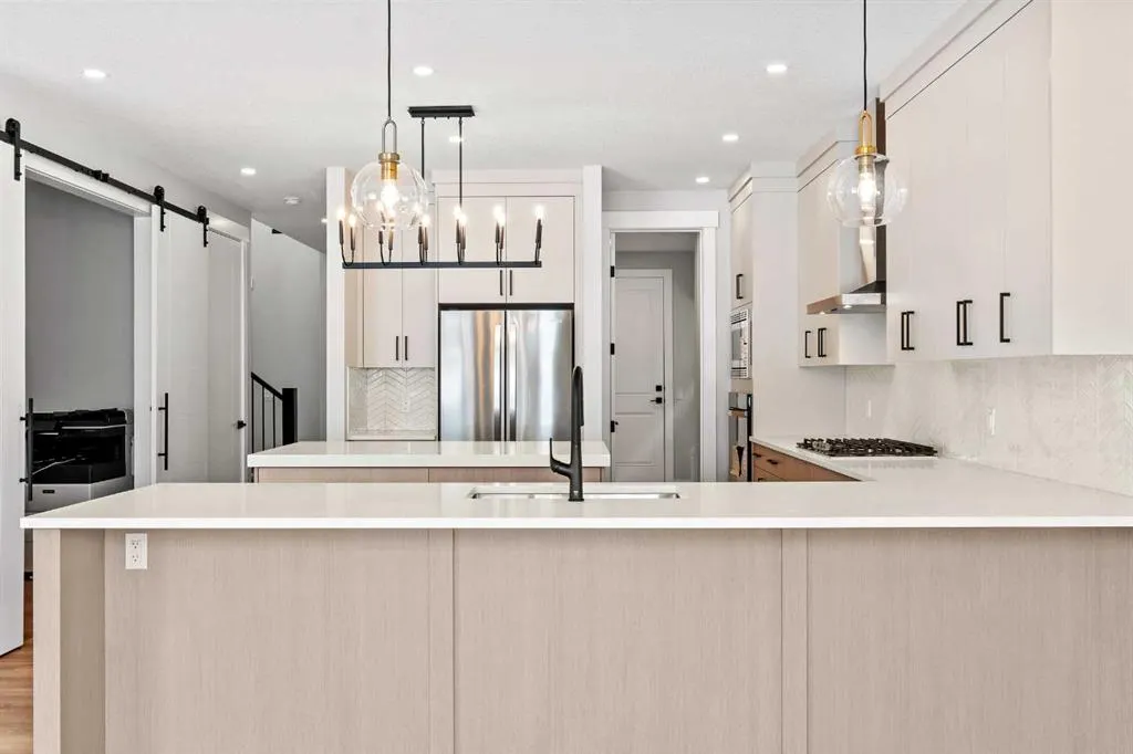141 Vantage Drive
