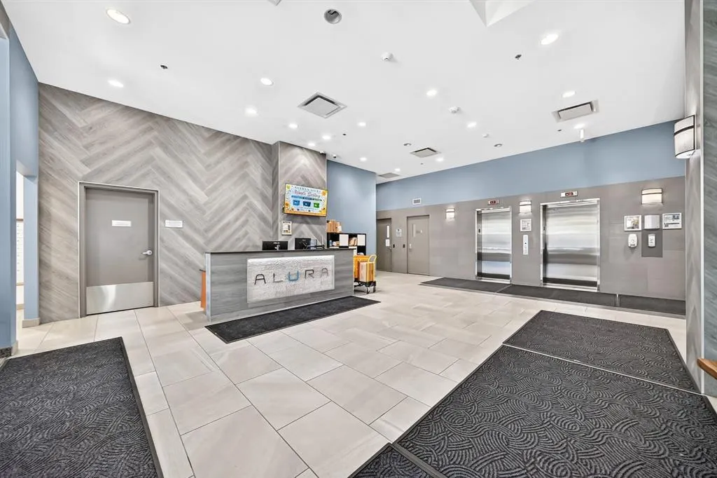 1320 1 Street SE #401