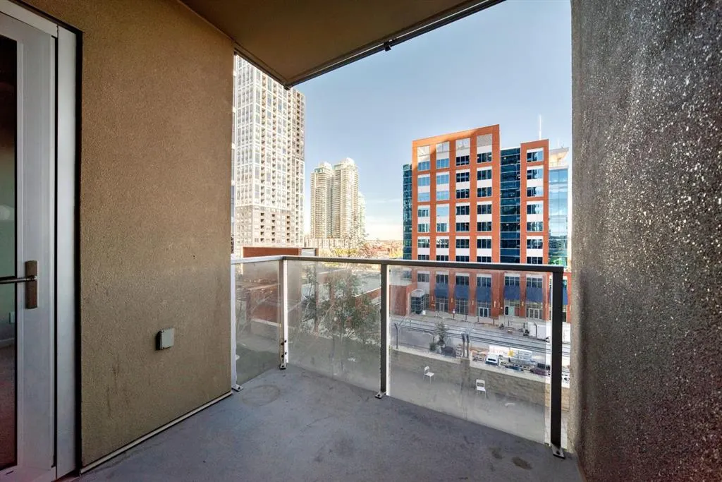 1320 1 Street SE #401