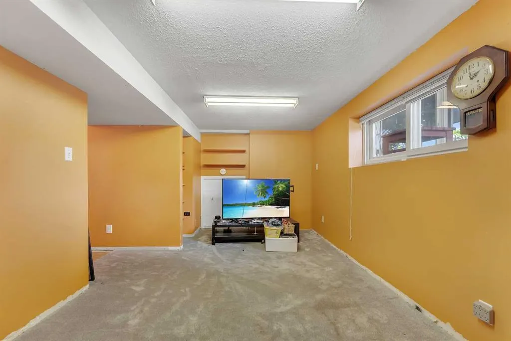 707 Fortalice Crescent SE
