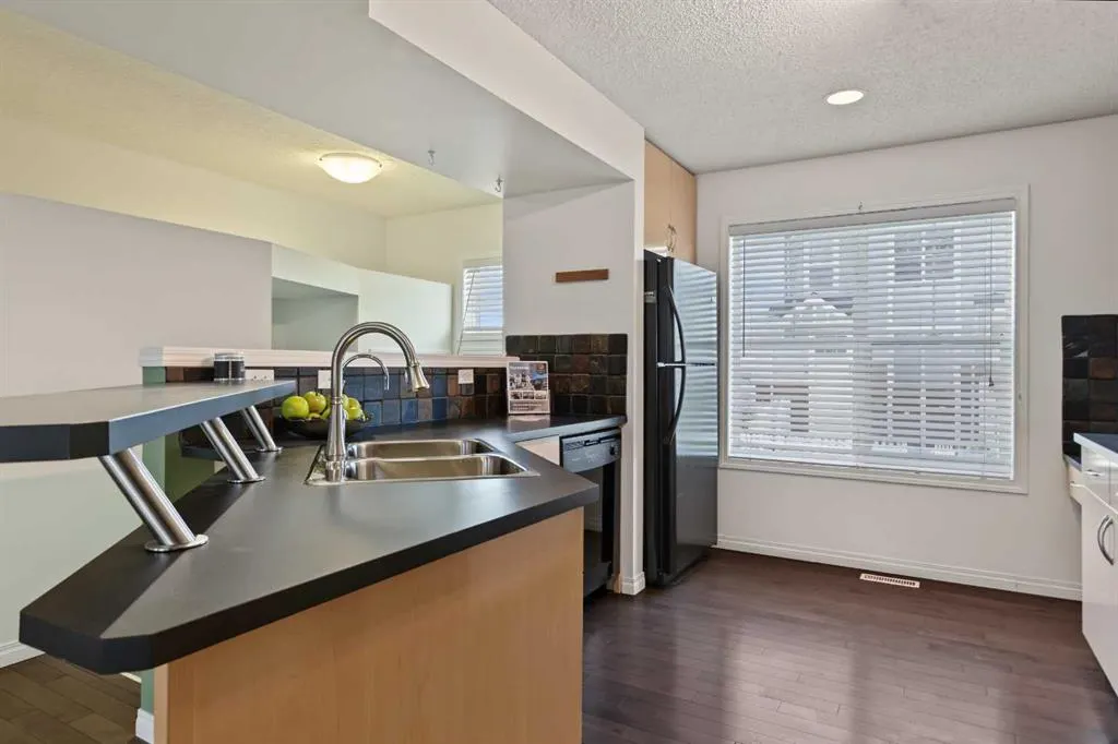 3240 New Brighton Gardens SE