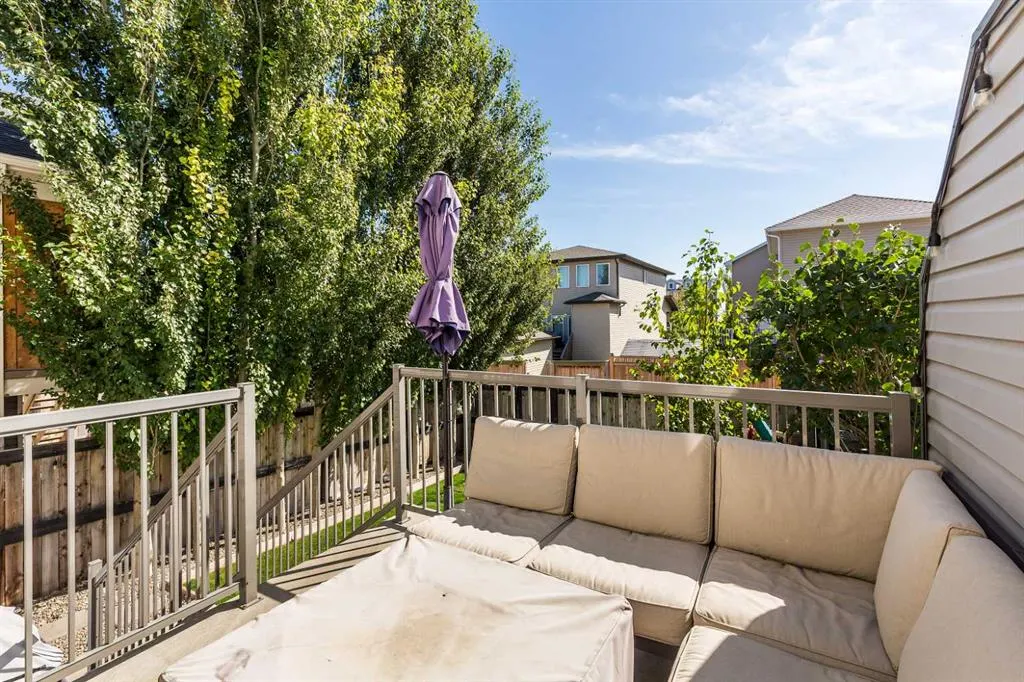 117 Northlander Bend W
