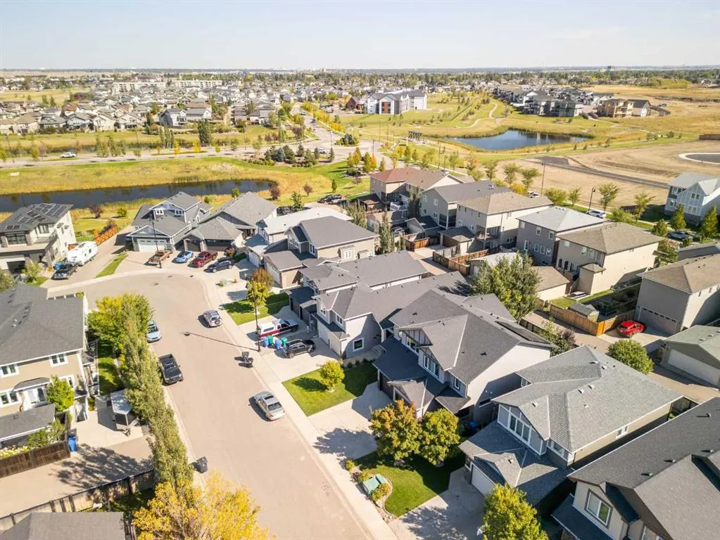 117 Northlander Bend W