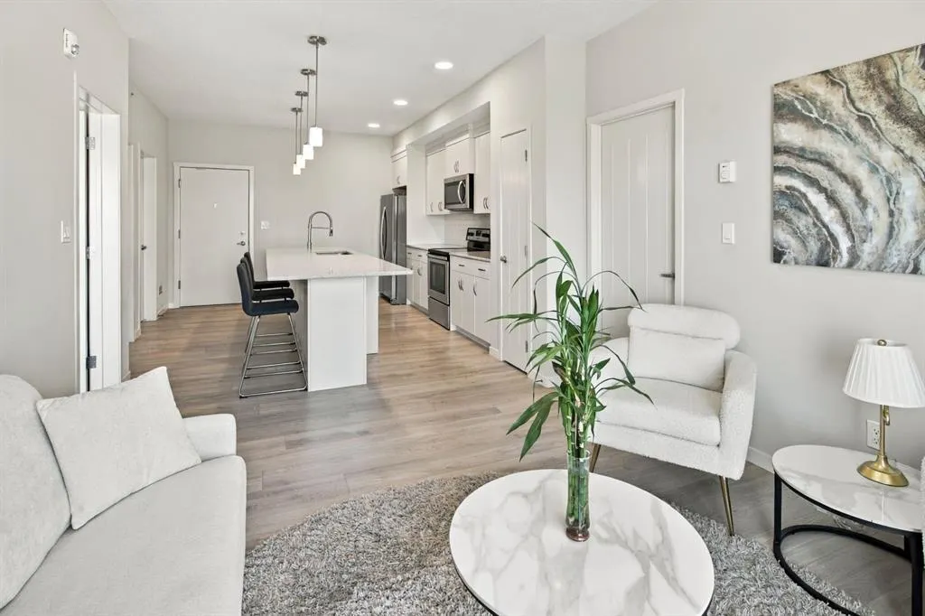 20 Seton Park SE #414