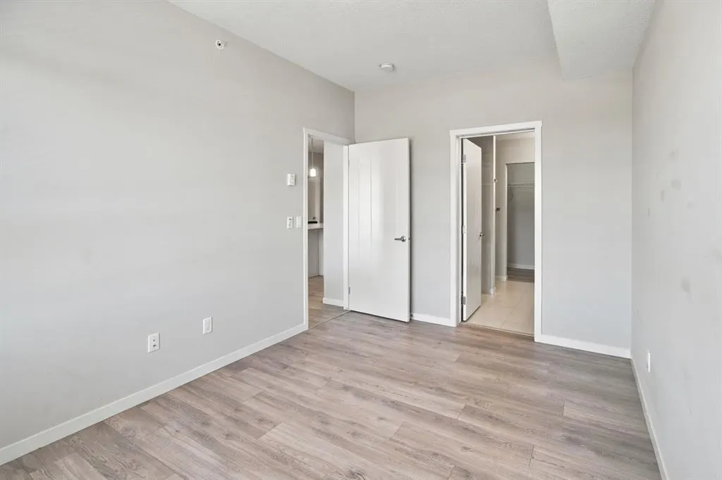 20 Seton Park SE #414