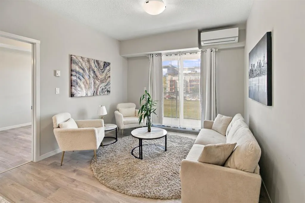 20 Seton Park SE #414