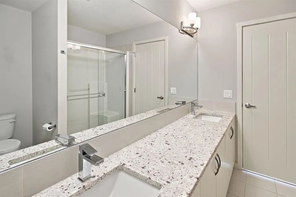 20 Seton Park SE #414