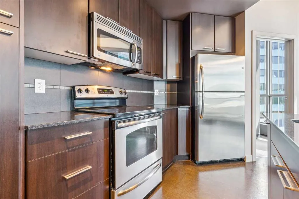 220 12 Avenue SE #1004