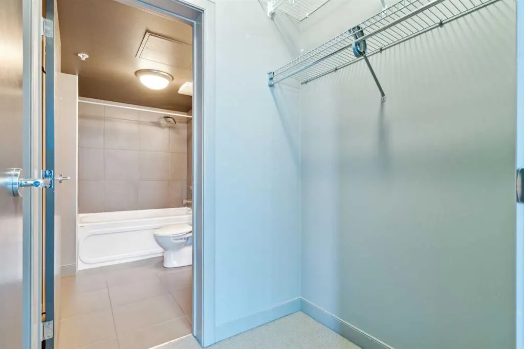 220 12 Avenue SE #1004