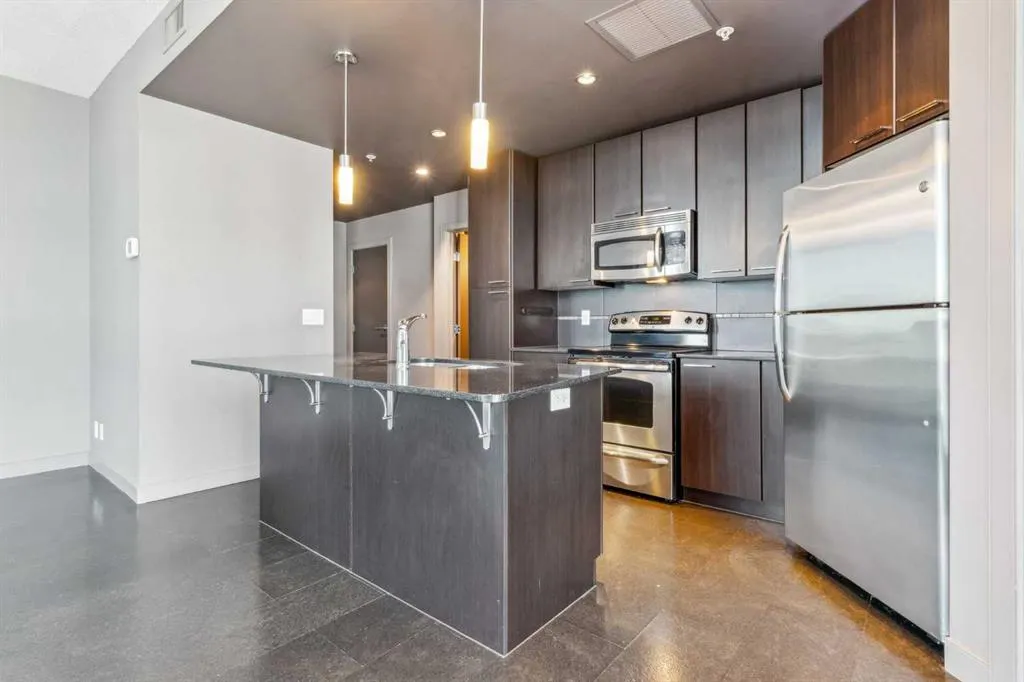 220 12 Avenue SE #1004