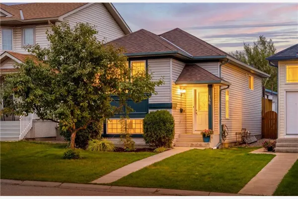 139 Country Hills Way NW