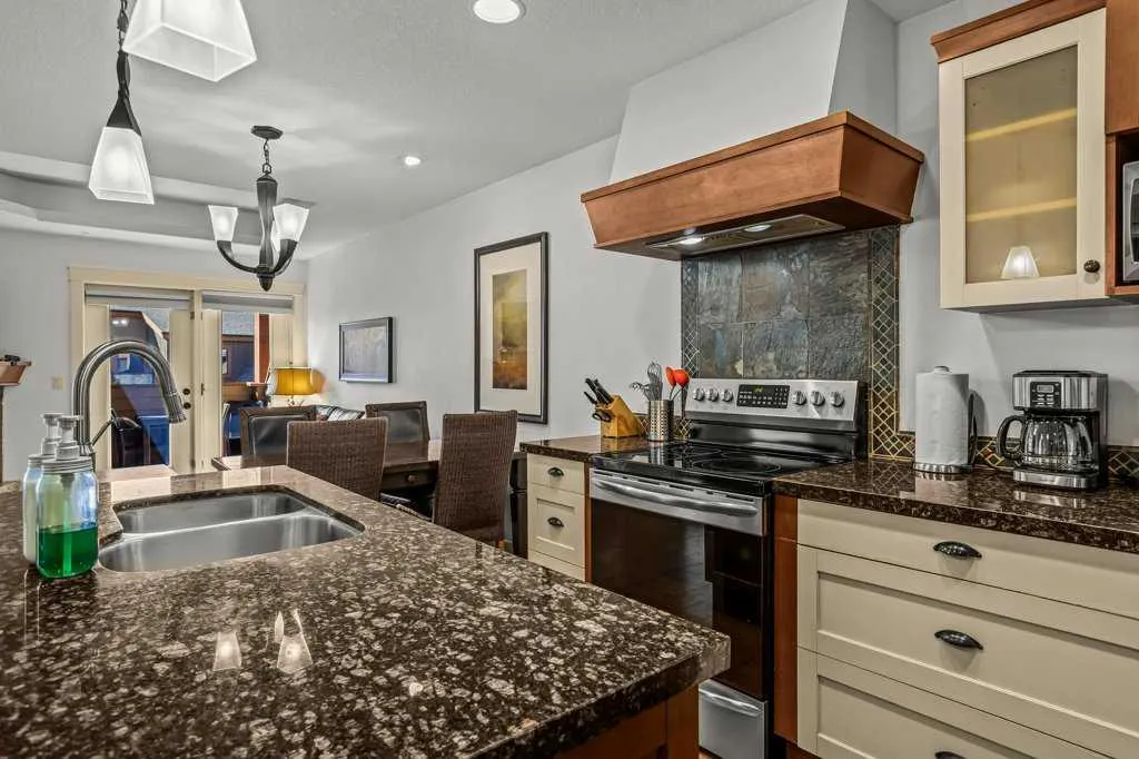 173 Kananaskis Way #310AB