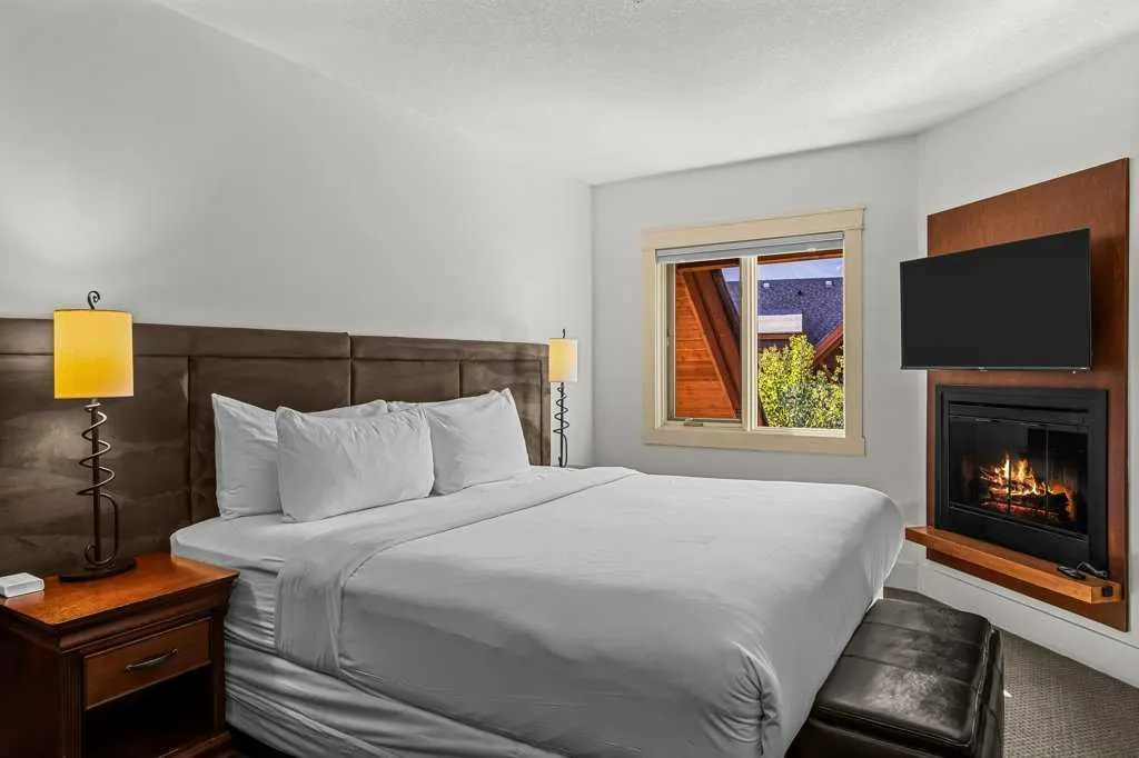 173 Kananaskis Way #310AB