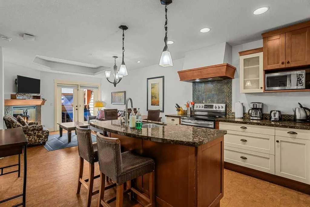 173 Kananaskis Way #310AB