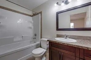 5511 54 Street #2