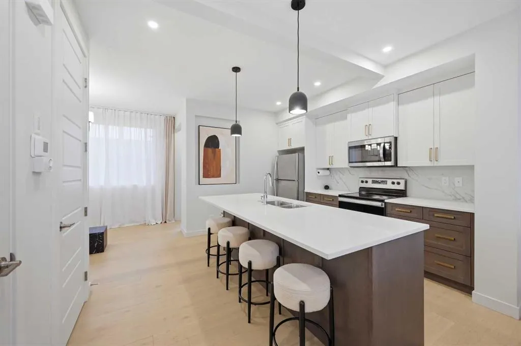 7 Lambeau Lane SE