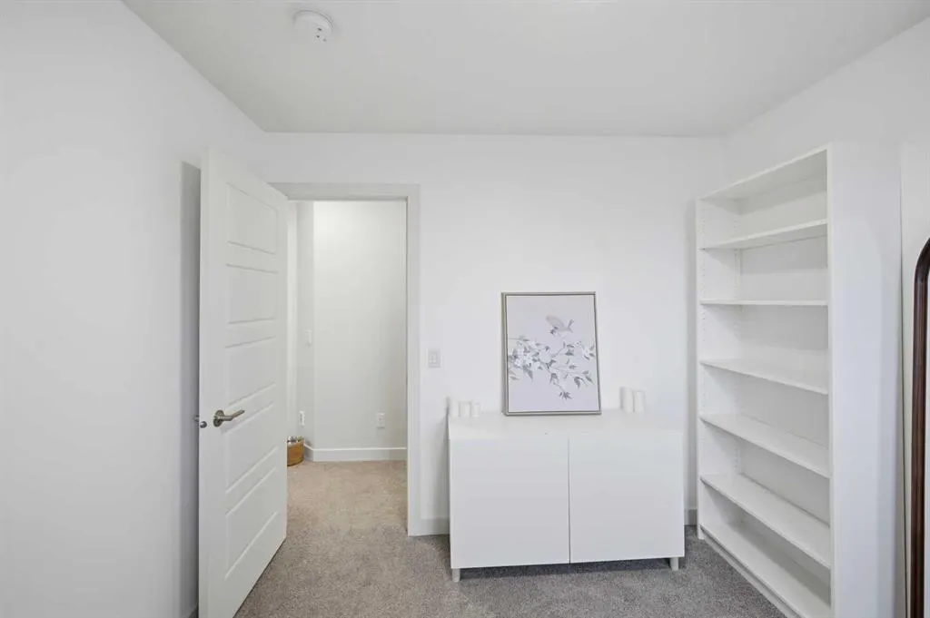 7 Lambeau Lane SE