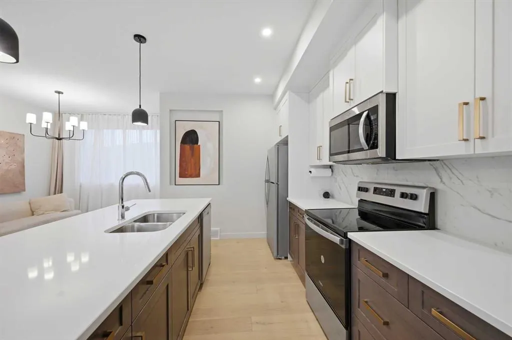 7 Lambeau Lane SE