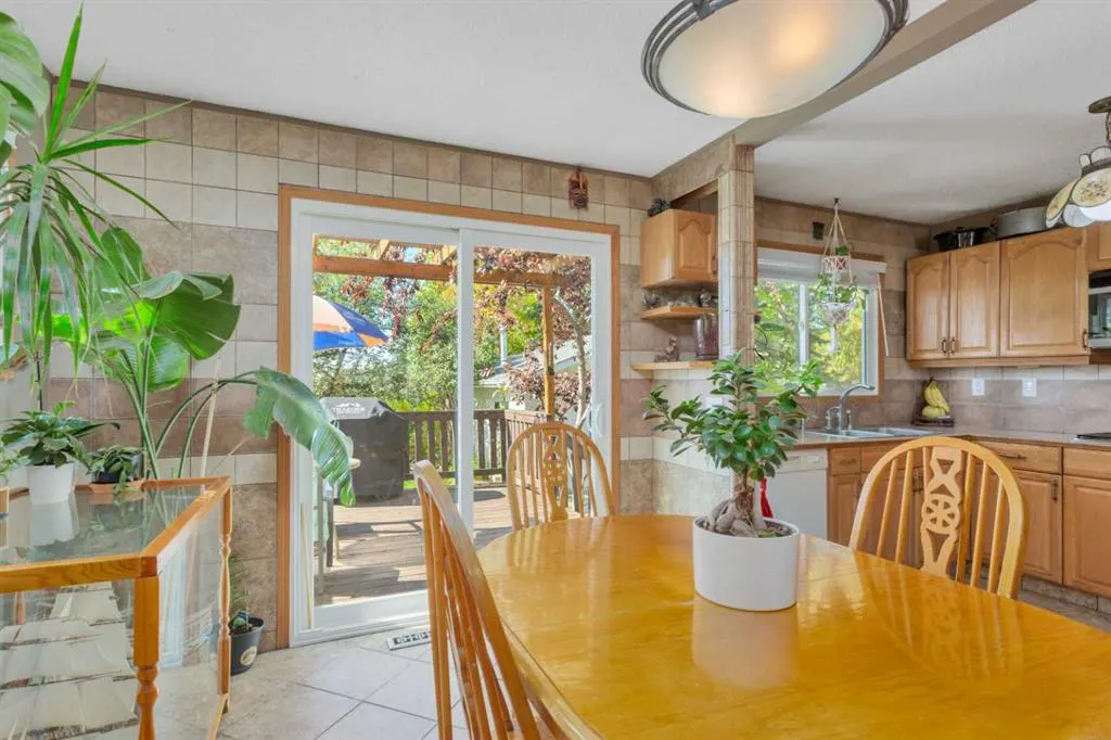 54 Lakeview Crescent